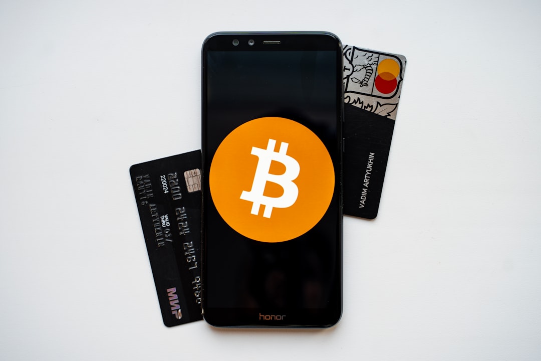Mixing Bitcoin for a Merchant Checkout: Enhancing Security and Anonymity in E-Commerce Transactions